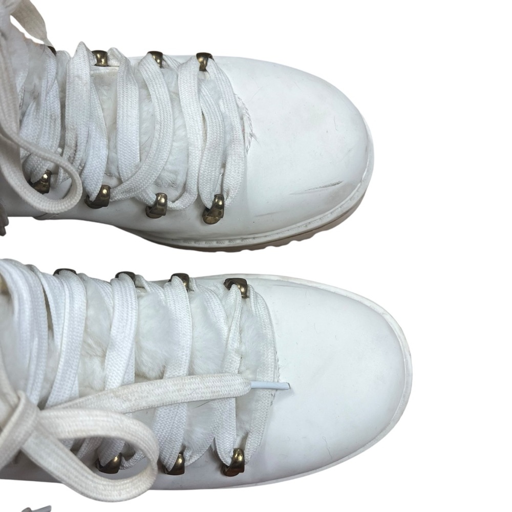 BAMBOO White Lace-Up Fur Winter Boots - Picture 10 of 10